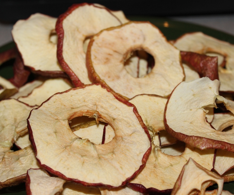 Dehydrated apples.jpg.