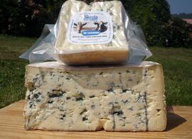 Azul de Los Caserinos cheese