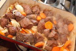 add the onions, garlic and carrots and stir-fry for 6 minutes