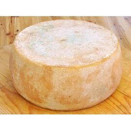 Misto capra di Malga cheese