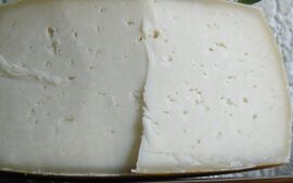 Pecorino di Osilo cheese