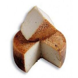 Pecorino della costa Apuana cheese