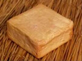 Crayeux de Roncq cheese