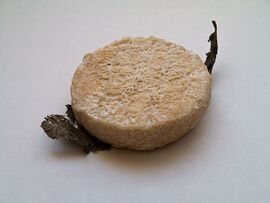 Mothais sur feuille cheese