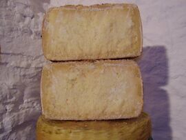Pecorino di Capracotta cheese